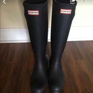 Brand new! Never worn Hunter Boots